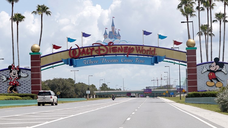 Disney World resorts offering discounts to teachers and first responders this summer