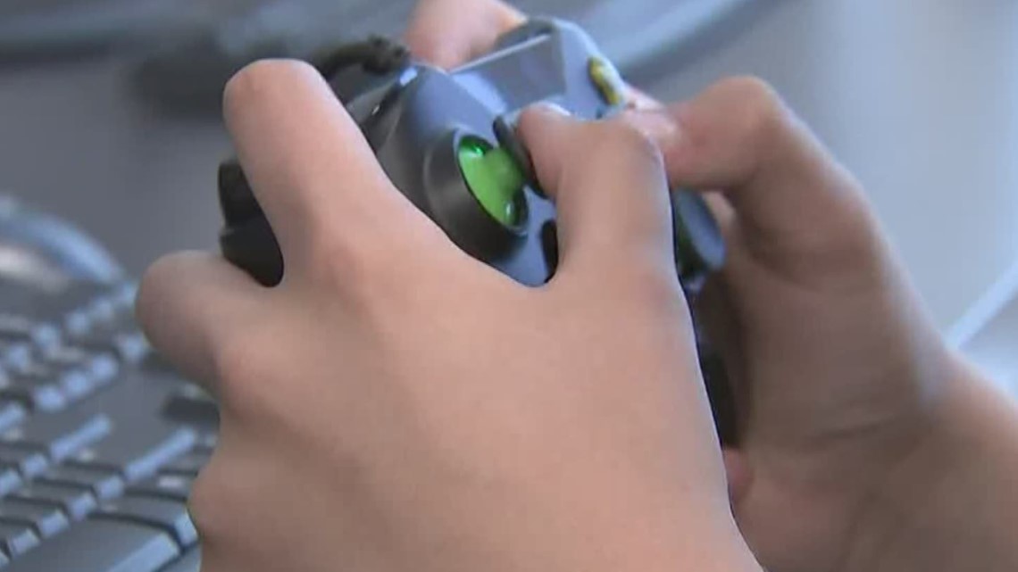 Pedophiles Are Using Video Games To Get To Your Kids Khou Com