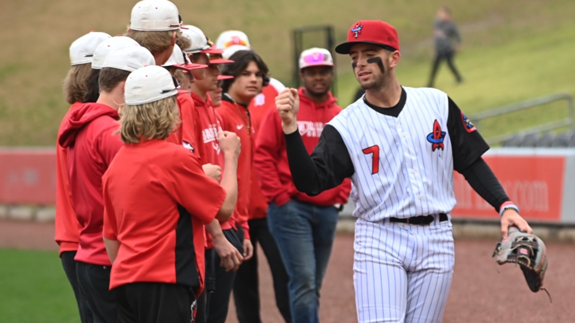 Rocket City loses no-hitter to Lookouts but win 2nd game | khou.com